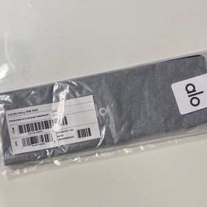 ALO Yoga Navy Performance Conquer Headband